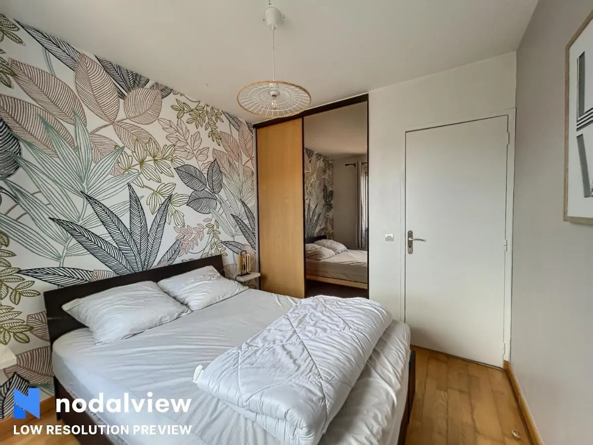 Villa Azurella Villeneuve-Loubet 0*,  France