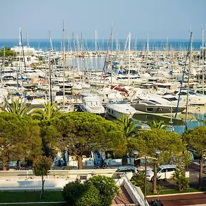  Appartement Studio Vue Mer Marina Baie Des Anges